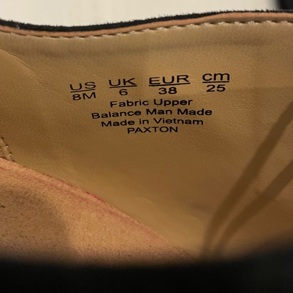 Black Naturalizer Paxton Style Shoes - Picture 3 of 6